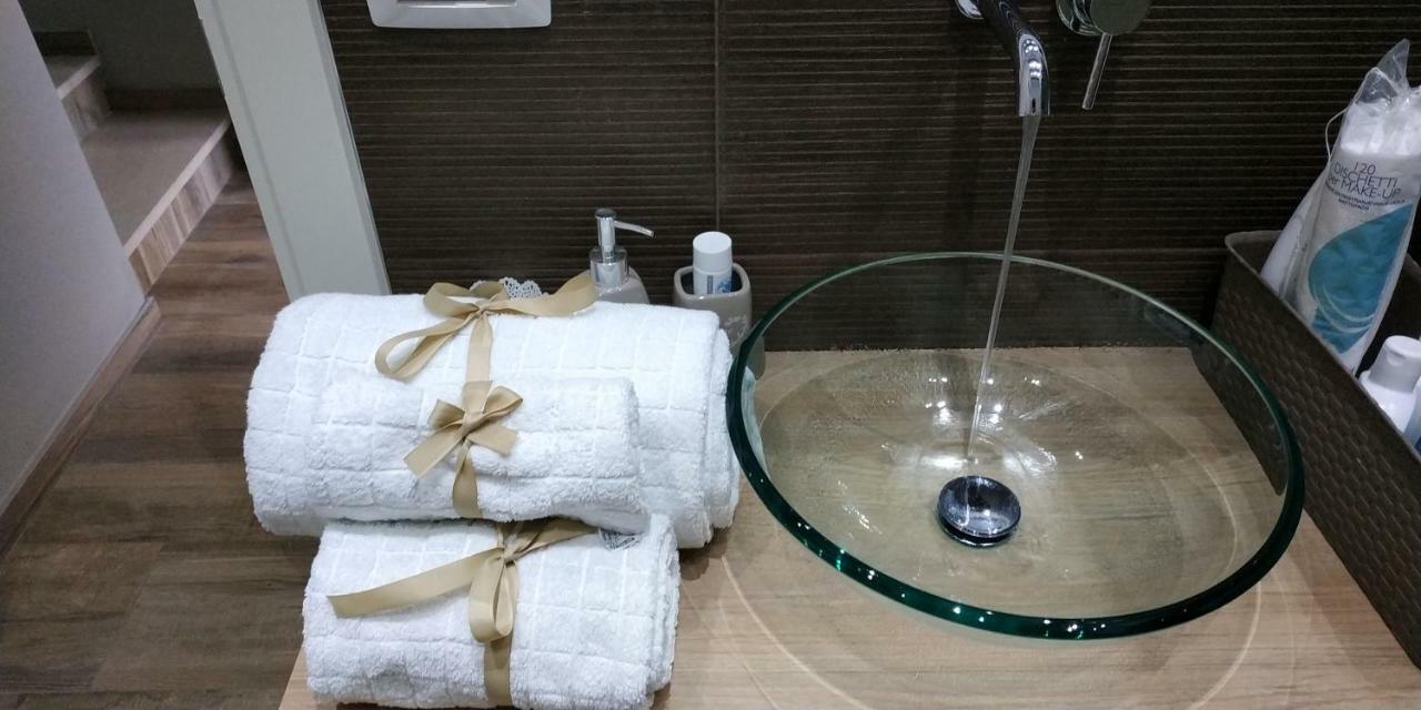 Suite 30 Mq Palo del Colle エクステリア 写真